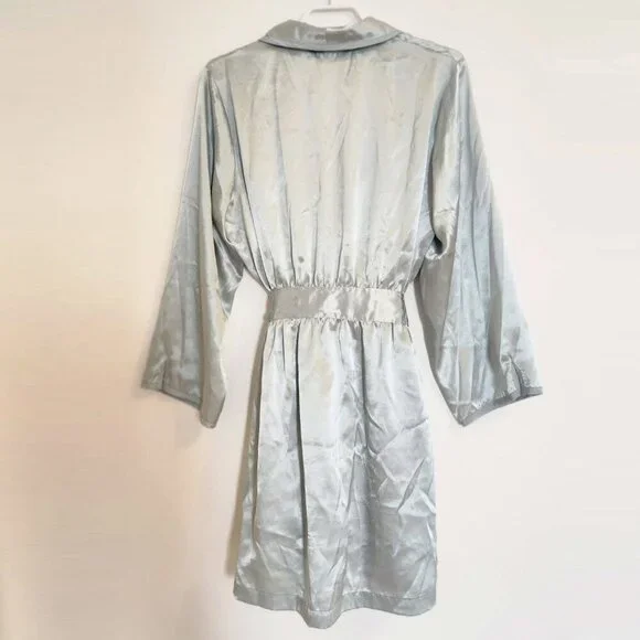 Morgan Taylor Embroidered Robe Slip Set Size Medium - Picture 6 of 15